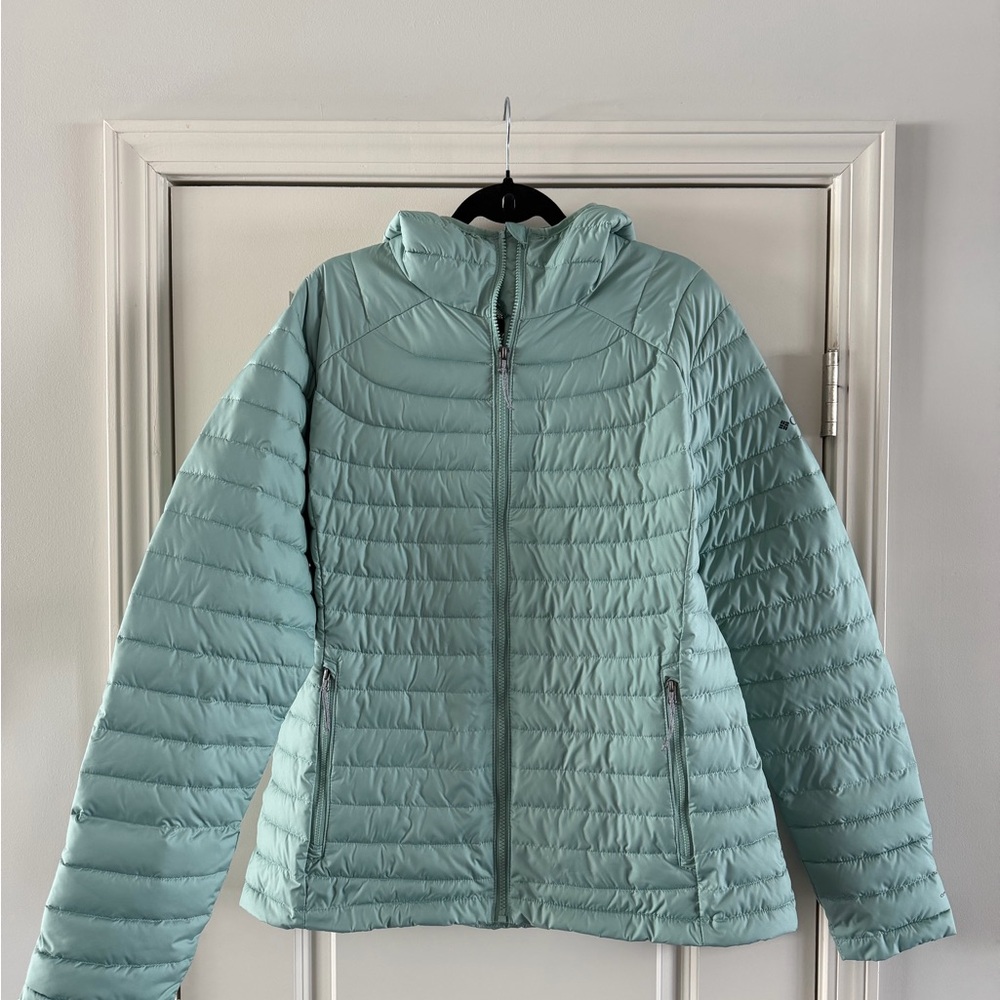Columbia Sportswear Company Women's Aqua Artic Crest Down Hooded Puffer Jacket